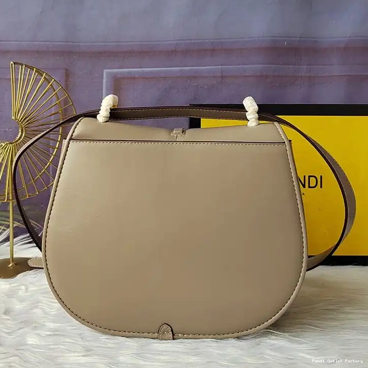 Vintage HOT Grey Bag In Medium C'mon Leather Calf Fendi 0625